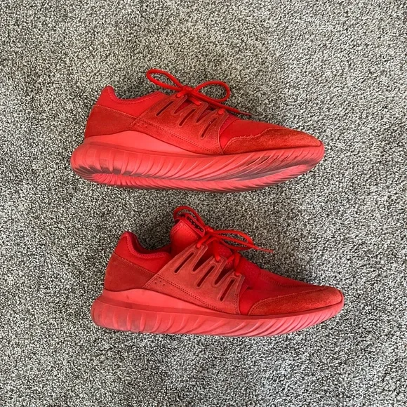 Adidas Red Athletic Shoes with Streamlined Silhouette and Flexible Design - Picture 4 of 6